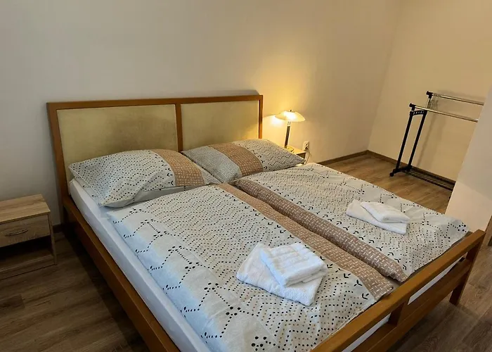 Apartment Bulharska Trojizbovy