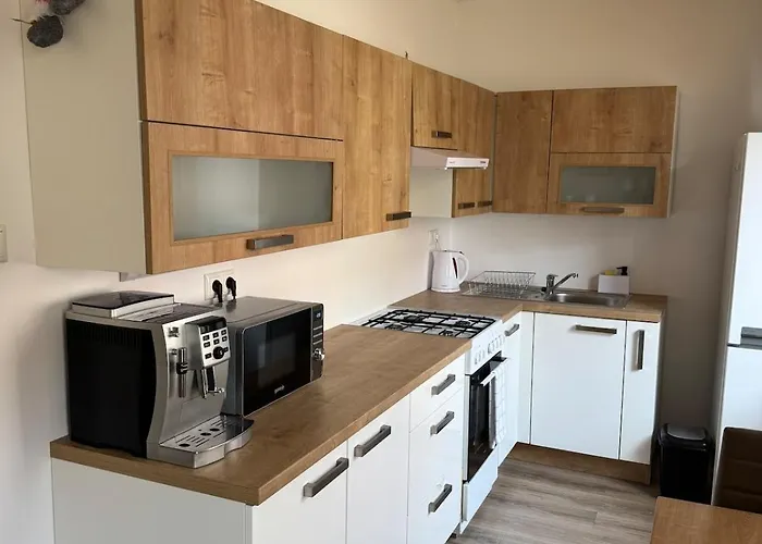 Bulharska Trojizbovy Apartman