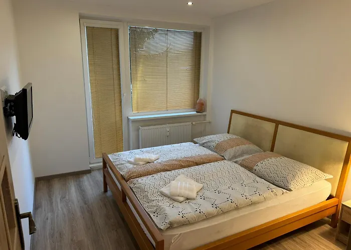 Apartment Bulharska Trojizbovy